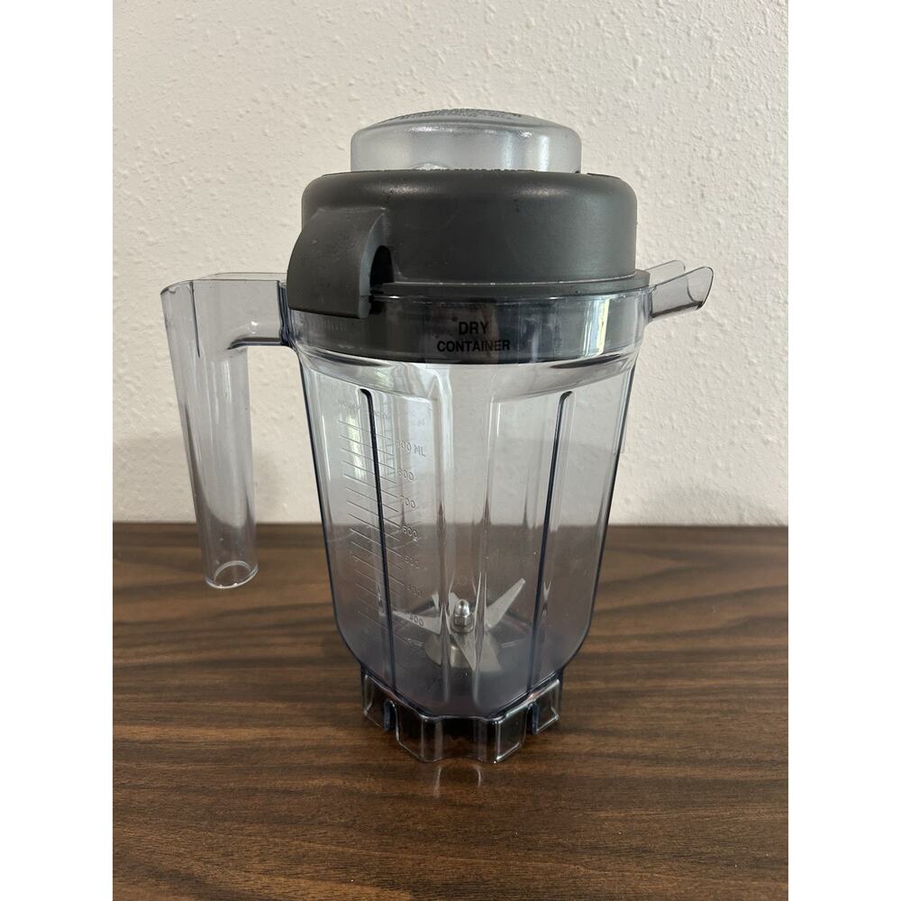 Vitamix Blender Dry Grains Pitcher Container w/ Lid Replacement 32oz 4-Cups